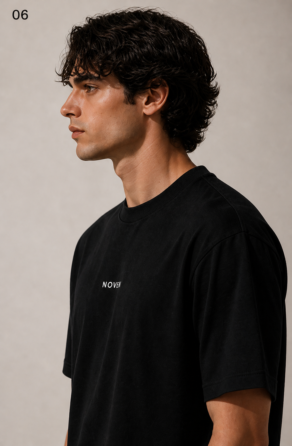 CAMISETA PREMIUM NEGRA